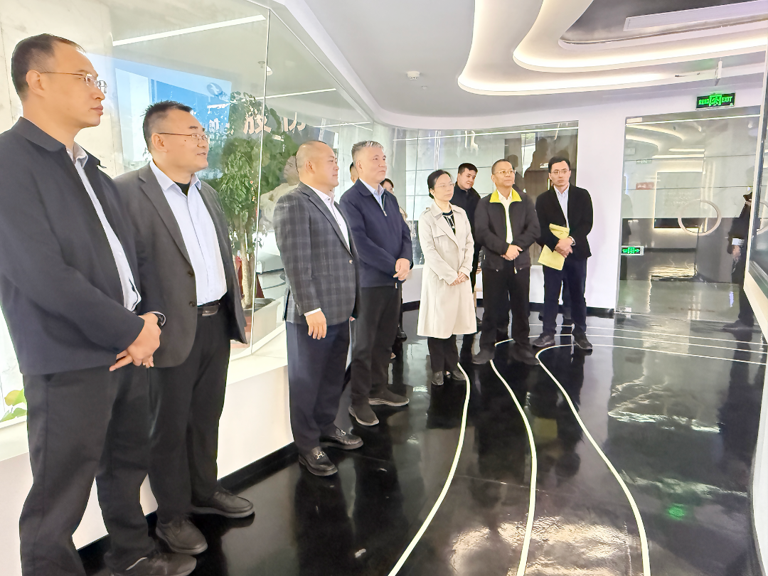 推進項目進展|熱(rè)烈歡迎福州市(shì)人(rén)民(mín)政府副市(shì)長(cháng)林(lín)治良一(yī)行(xíng)莅臨禦冠食品考察調研